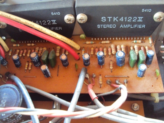 ขาย เครื่องขยายเสียง 65 X 4 W.