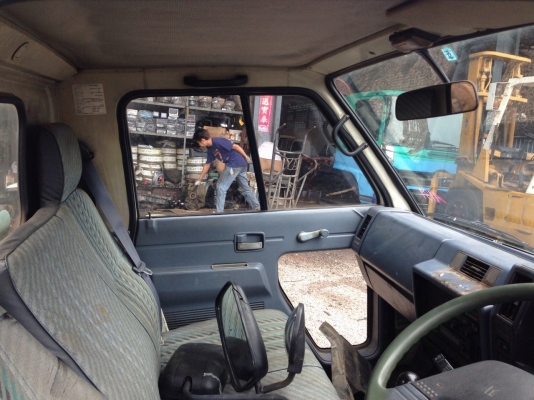 หัวเก๋ง isuzu NKR ตาหวาน