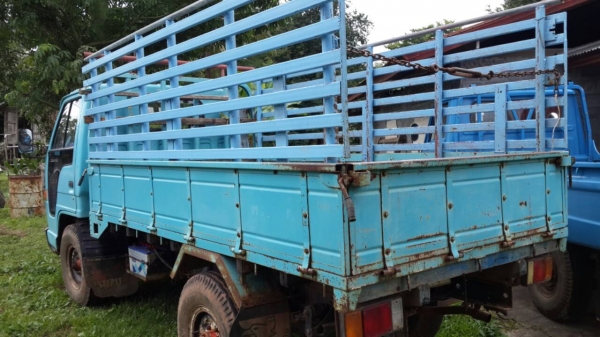 NKR  55 EM 1 เครื่อง88  4JB 1