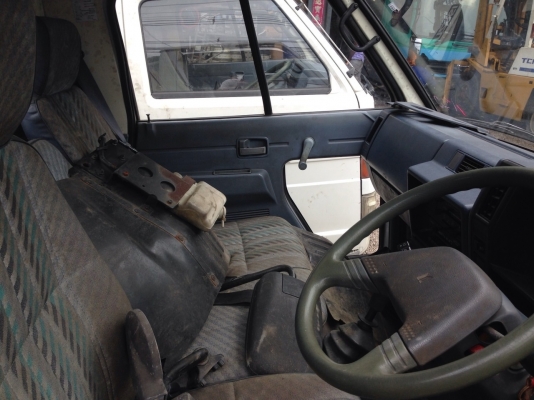 หัวเก๋ง isuzu NKR ตาหวาน