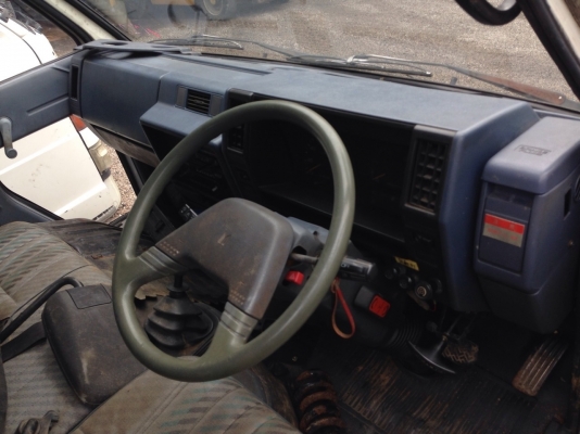 หัวเก๋ง isuzu NKR ตาหวาน