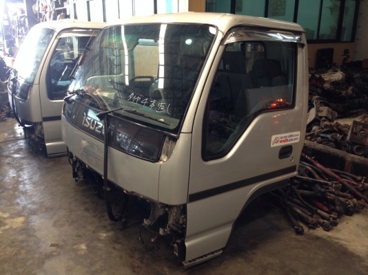 หัวเก๋ง isuzu NPR การ์ตูน