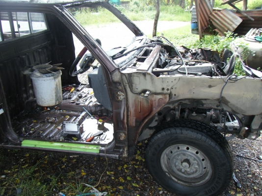 ขายซากรถทำอีแต๋น