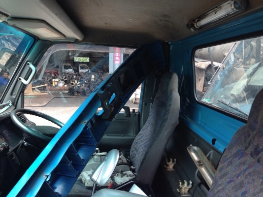 หัวเก๋ง isuzu NPR การ์ตูน