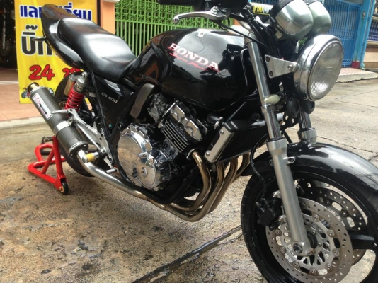 ต้ำพระราม2ขาย cb400ปี93สภาพตามรูป อินวอยพรบ.ครบไฟออกครบ ท่อสูตรอะไหล่แต่งตามรูปครับ(รับ-แลก-เทิร์นทุกรุ่น)