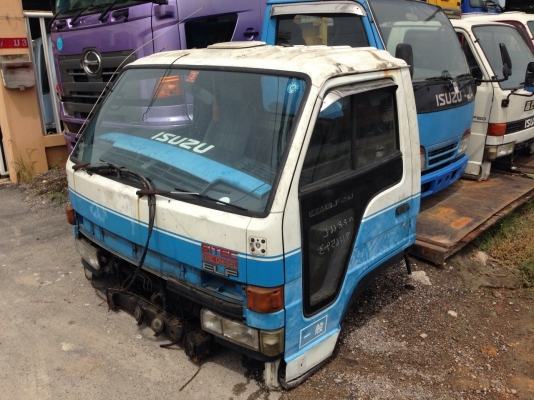 หัวเก๋ง isuzu NPR ตาหวาน