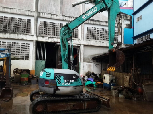 ขาย รถขุด KOBELCO รุ่น SK50UR-2- มือสองญี่ปุ่น