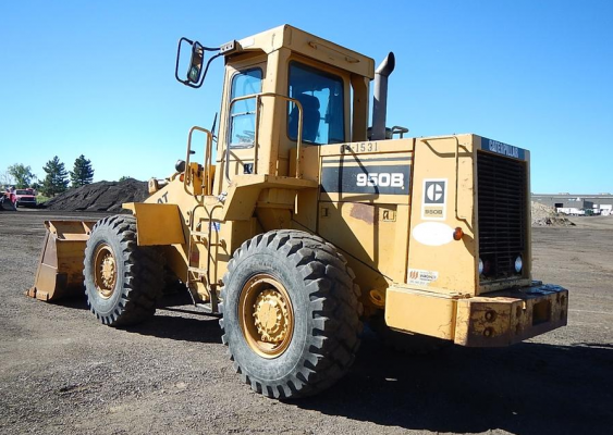 รถตักล้อยางสวยๆ 950B รถตักล้อยางสวยๆ 950B