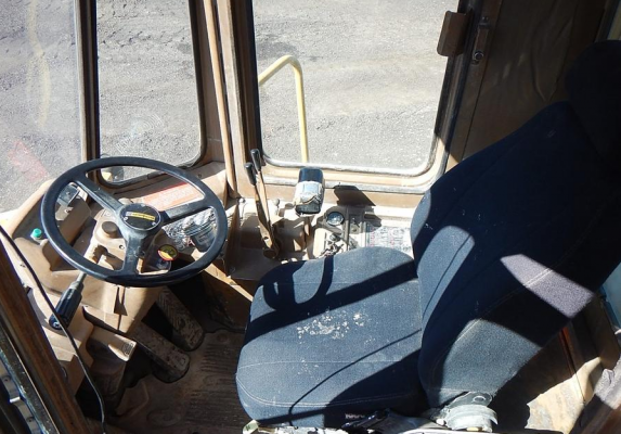 รถตักล้อยางสวยๆ 950B รถตักล้อยางสวยๆ 950B