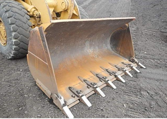 รถตักล้อยางสวยๆ 950B รถตักล้อยางสวยๆ 950B