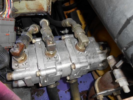 ขายรถขุด KOMUTSU PC28UU-2