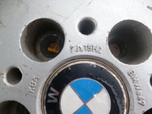 ขายแม็ก BMW ขอบ 15 X 7 นิ้ว (ส่งได้ทั่วไทย)