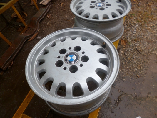 ขายแม็ก BMW ขอบ 15 X 7 นิ้ว (ส่งได้ทั่วไทย)