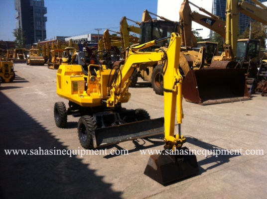 รถขุดล้อยาง PW05 S/N 11XX รถนอก นำเข้าสภาพดี บจก.สหสินอีควิปเม้นท์ โทร.081-5851880, 02-5168100-1 www.sahasinequipment.com รถขุดล้อยาง PW05 S/N 11XX รถนอก นำเข้าสภาพดี บจก.สหสินอีควิปเม้นท์ โทร.081-5851880, 02-5168100-1 www.sahasinequipment.com