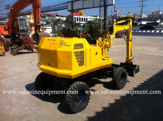 รถขุดล้อยาง PW05 S/N 11XX รถนอก นำเข้าสภาพดี บจก.สหสินอีควิปเม้นท์ โทร.081-5851880, 02-5168100-1 www.sahasinequipment.com รถขุดล้อยาง PW05 S/N 11XX รถนอก นำเข้าสภาพดี บจก.สหสินอีควิปเม้นท์ โทร.081-5851880, 02-5168100-1 www.sahasinequipment.com