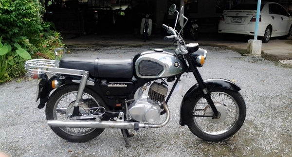 ขาย K125 m1 แท้ ทะเบียนโอน ภาษีเต็ม  สตาร์ทมือ แตรดัง ระบบไฟใช้ได้หมด