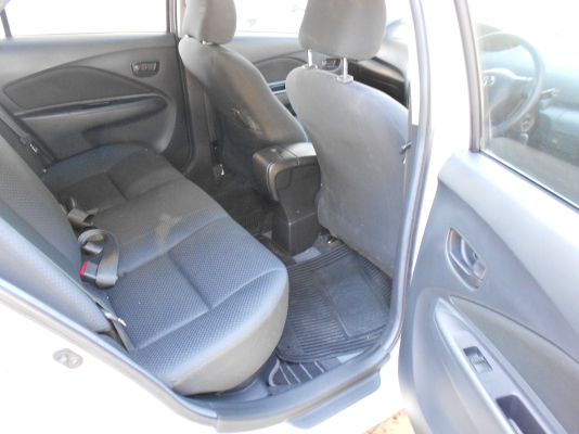 ขายดว่นๆ VIOS ปี 2008 เกียร์ธรรมดา กระจกไฟฟ้า ติดแก๊ส