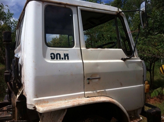 ***ขายแล้วครับขอบคุณ Truck2hand ขาย หัวคัสซี 10ล้อ2เพลา "เจ้าอินทรีย์" HINO FM-176 เครื่องเดิม EH700 168HP  ช่วงล่างเดิม คัสซีสวยมากทั้งเส้น ไม่ปะไม่ดาม สโลวเดิม ยางดี6เส้นพอใช้4เส้น หัวดีภายในคอนโซลครบ เอกสารครบ ราคาต่อรองได้เด้อ พี่น้องครับ