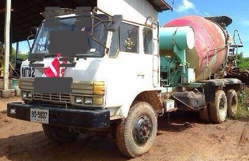 ***ขายแล้วครับขอบคุณ Truck2hand ขาย หัวคัสซี 10ล้อ2เพลา "เจ้าอินทรีย์" HINO FM-176 เครื่องเดิม EH700 168HP  ช่วงล่างเดิม คัสซีสวยมากทั้งเส้น ไม่ปะไม่ดาม สโลวเดิม ยางดี6เส้นพอใช้4เส้น หัวดีภายในคอนโซลครบ เอกสารครบ ราคาต่อรองได้เด้อ พี่น้องครับ