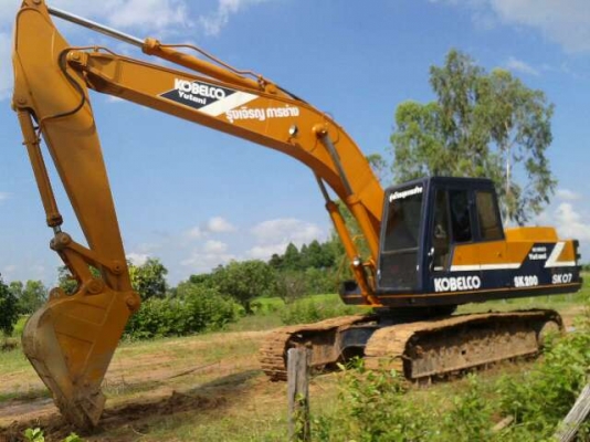 ขายแบคโฮ KOBELCO SK200-2