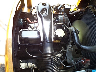 ขายรถยกโตโยต้า 2 ตัน เครื่องเบนซิน  เสาสูง 3 เมตร ล้อหน้าคู่   พวงมาลัยเพาเว่อร์  สีเดิมจากนอก นำเข้าจากญี่ปุ่น ใช้งานได้ทันที