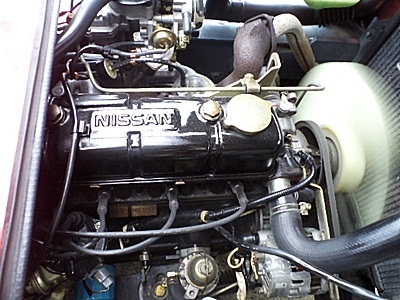 ขายรถยกนิสสัน 1.5 ตัน (รุ่นใหม่)  เครื่องเบนซิน  กระบอกคู่   เสาสูง 4.4 เมตร เสาต่ำ 3 ท่อน  พวงมาลัยเพาเว่อร์  สีเดิมจากนอก นำเข้าจากญี่ปุ่น ใช้งานได้ทันที