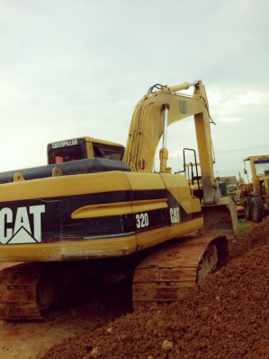 ขายรถแม็คโค. Cat. V2. 320. ไฟฟ้าครบ. เต็มเอวแน่. ขายรถแม็คโค. Cat. V2. 320. ไฟฟ้าครบ. เต็มเอวแน่.
