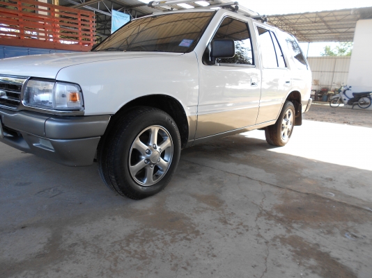 ขายดว่นๆ อีซุซุคามีโอ้ ปี 1994 สภาพสวยมาก