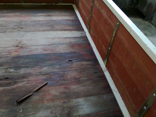 กระบะคาร์โก้ 6 ล้อ ยาว 4.30 เมตร  ขายถูกๆๆๆ