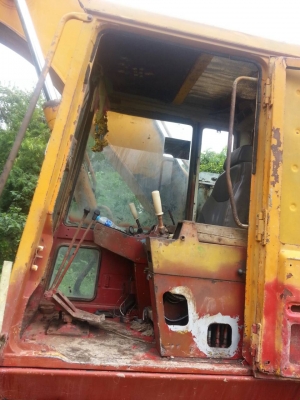 ขายแบ็คโฮ Komatsu PC200 รุ่น 3