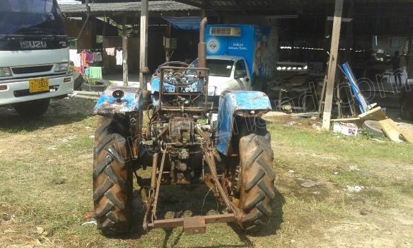 รถไถ TAISHAN เครื่อง 24 แรงม้า 2 สูบ