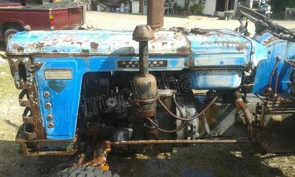 รถไถ TAISHAN เครื่อง 24 แรงม้า 2 สูบ