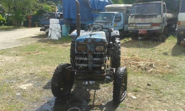 รถไถ TAISHAN เครื่อง 24 แรงม้า 2 สูบ