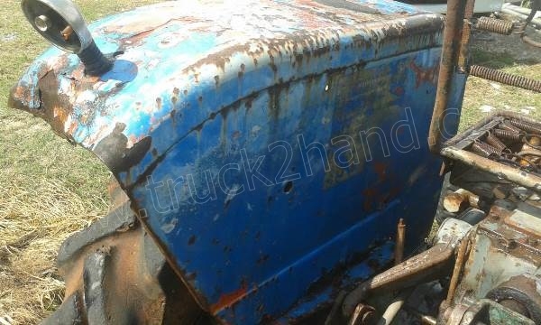 รถไถ TAISHAN เครื่อง 24 แรงม้า 2 สูบ