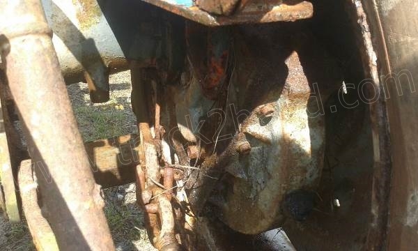 รถไถ TAISHAN เครื่อง 24 แรงม้า 2 สูบ