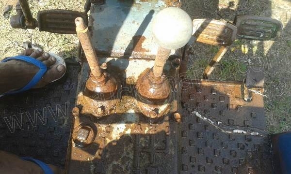 รถไถ TAISHAN เครื่อง 24 แรงม้า 2 สูบ