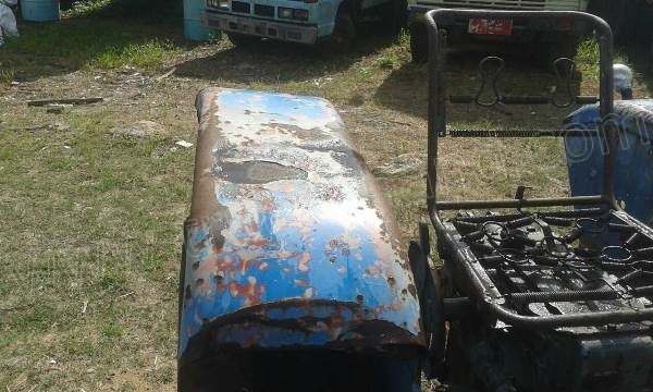 รถไถ TAISHAN เครื่อง 24 แรงม้า 2 สูบ