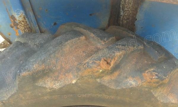 รถไถ TAISHAN เครื่อง 24 แรงม้า 2 สูบ