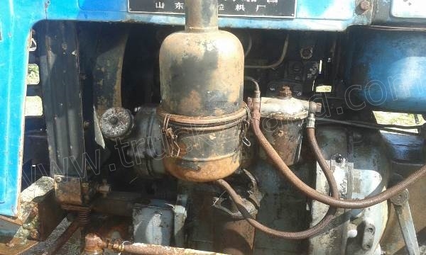 รถไถ TAISHAN เครื่อง 24 แรงม้า 2 สูบ