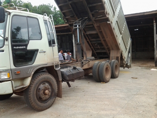 HINO KT725 เครื่อง HO7 C ดั้มเพลาเดียว HINO KT725 เครื่อง HO7 C ดั้มเพลาเดียว