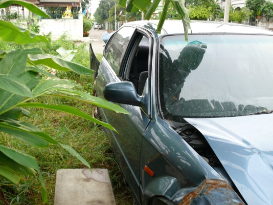 ขาย HONDA Civic ตาโตปี96(ขายตามสภาพ)58000บ. ขาย HONDA Civic ตาโตปี96(ขายตามสภาพ)58000บ.