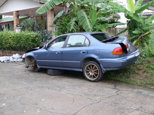 ขาย HONDA Civic ตาโตปี96(ขายตามสภาพ)58000บ.