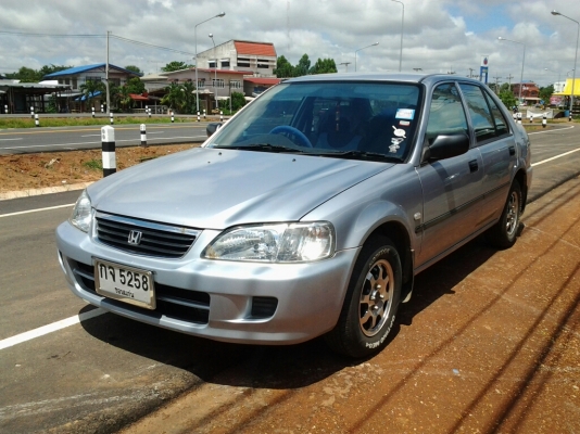 ขายดว่นๆ Honda ซิตตี่ ท้ายซี ปี2001 ขายดว่นๆ Honda ซิตตี่ ท้ายซี ปี2001