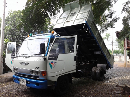 ขายรถหกล้อดั้มพร้อมใช้0859108876 รถห้างแท้ครับมือเดียวขอบคุณมากครับทีมงานและผู้ซื้อ