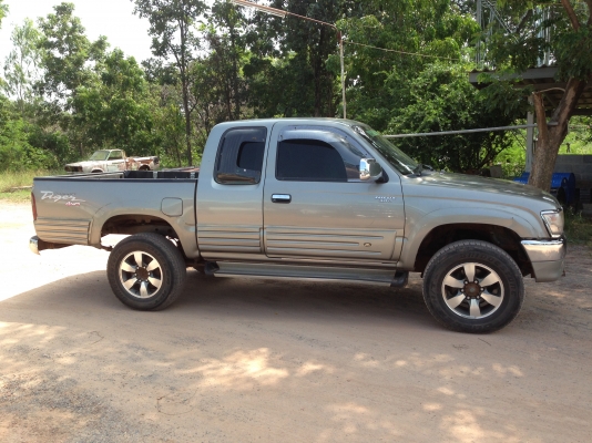 ]]ลดราคาเอาไปเลยขาย215000    TOYOTA, HILUX TIGER 3.0  4WD AIRBAG  ABS  ปี 1999 ถูกๆ