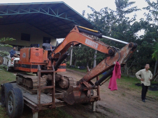 ขายรถแบกโฮสภาพพร้อมใช้สุดสุดลดราคาเหลือ 210000