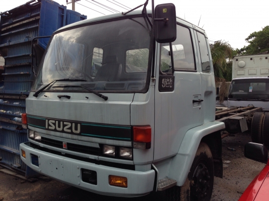 ขาย 6 ล้อ  อีซูซุ FTR เครื่อง 160 แรง  ยาว 7 เมตร