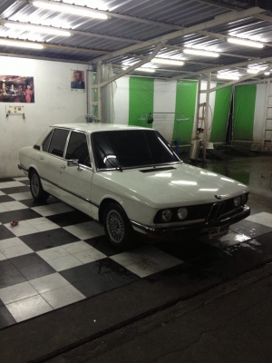 ขาย bmw e12