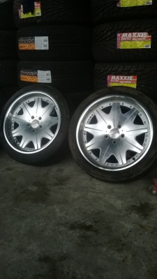 ขายล้อขอบ18 5รู114 พร้อมยางชุดละ25000