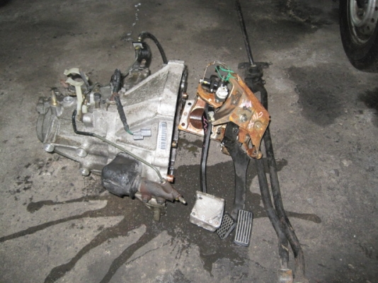 เกียร์ธรรมดา Honda Civic พร้อมอุปกรณ์ครบชุด